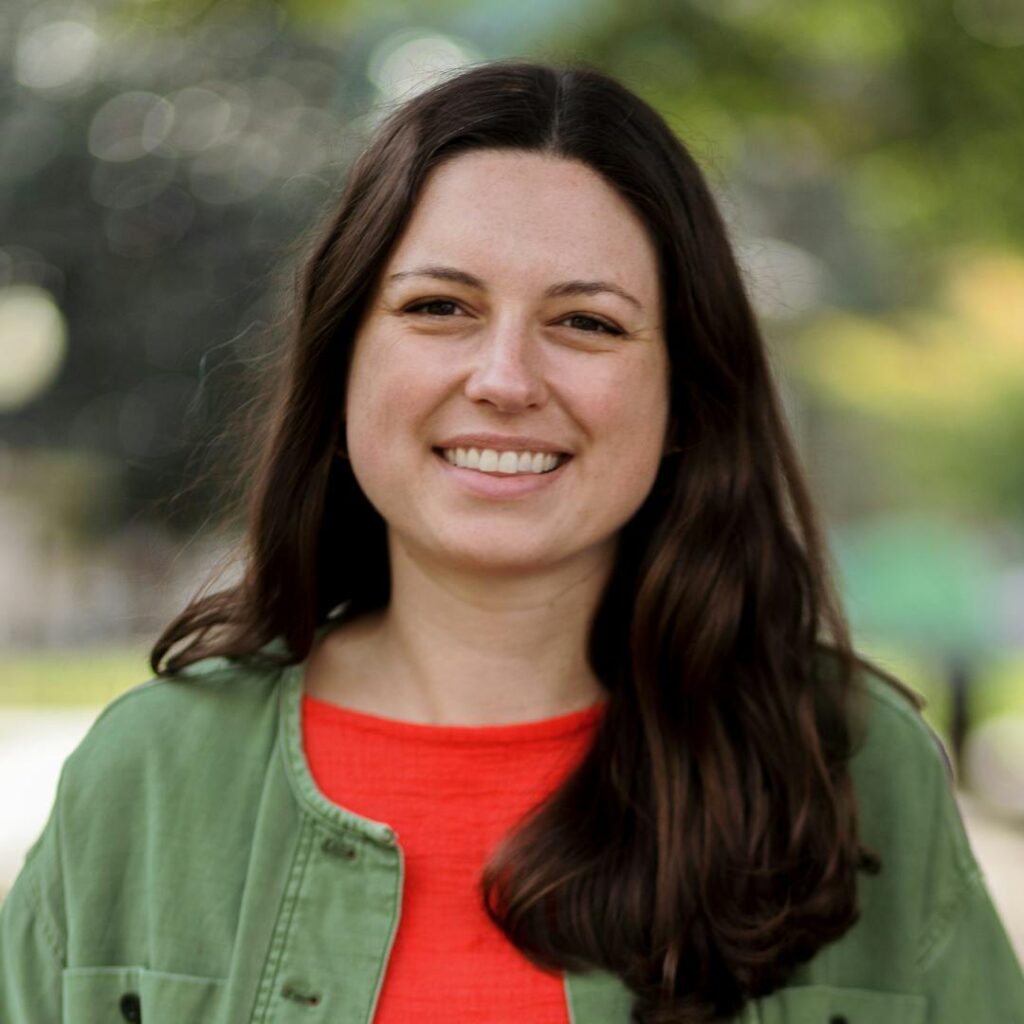 Headshot of Caroline Vesey